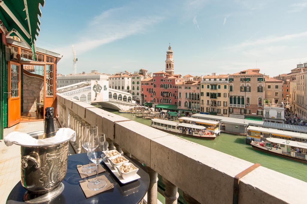 Rialto Terrace On The Grand Canal Benátky Pokoj fotografie