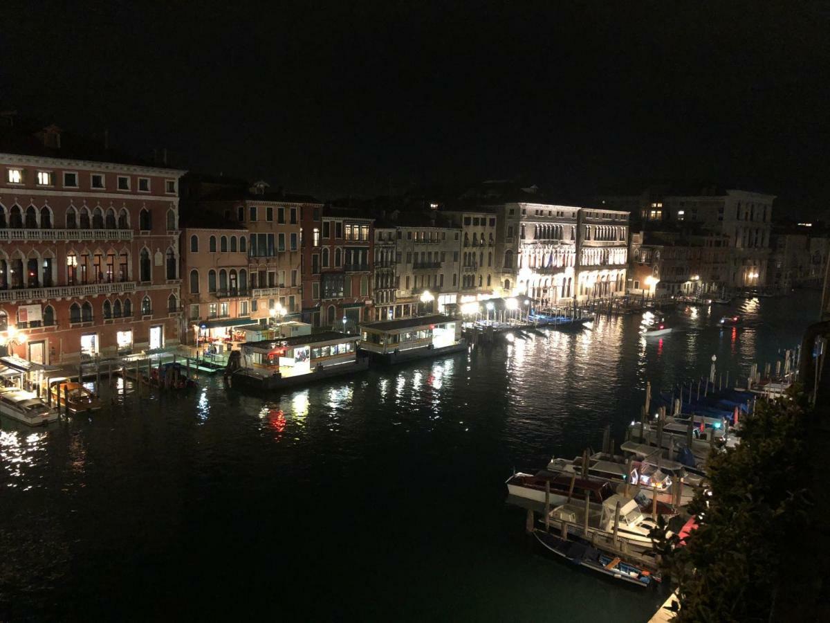 Rialto Terrace On The Grand Canal Benátky Exteriér fotografie